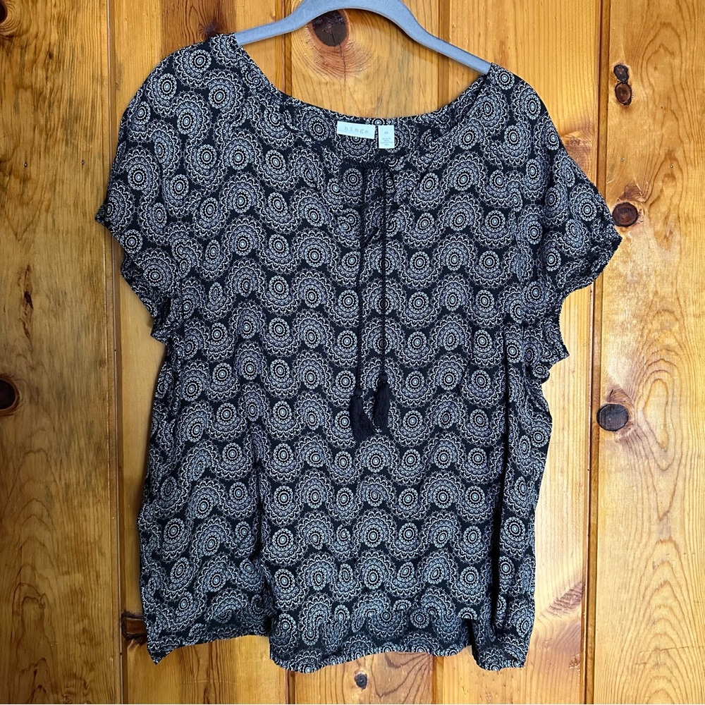 Hinge Black Boho Patterned Women's Top